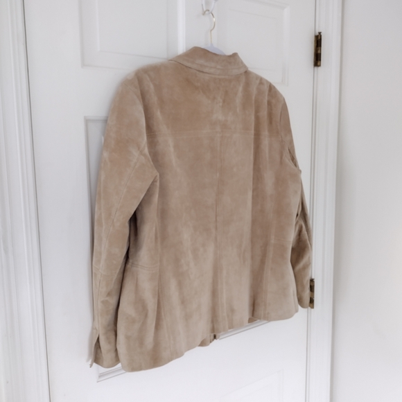 Liz Claiborne Tan Suede Jacket - Picture 5 of 14